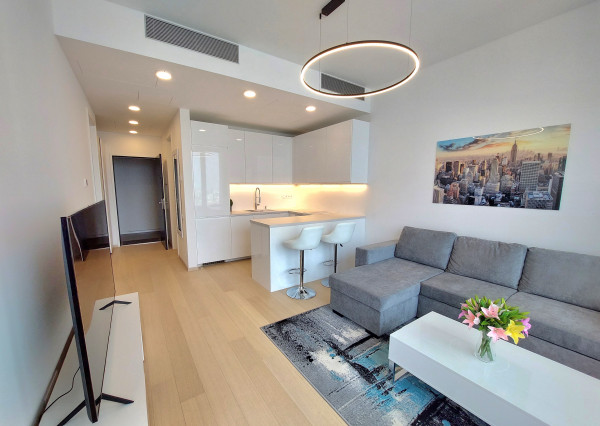 PRENÁJOM︱2-izbový elegantný byt v Sky Park Tower I.