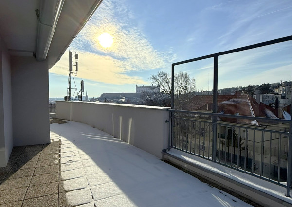 PRENÁJOM (videoobhliadka)︱veľkometrážny, zrekonštruovaný 3-izbový byt, s jedinečným výhľadom a výnimočnej lokalite