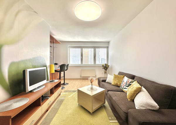 vzdušný 2i byt 57m2 | krásny výhľad | výborná lokalita